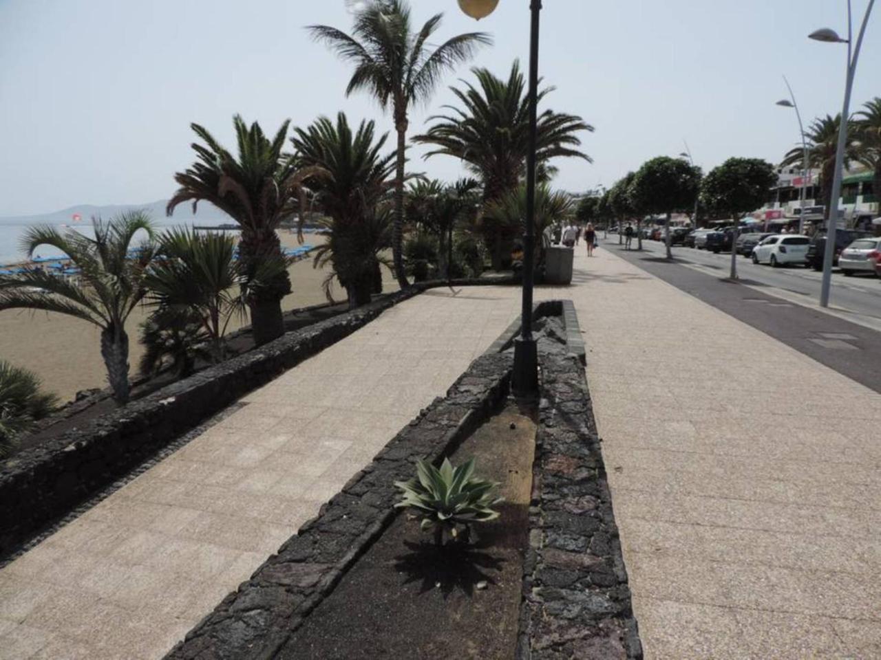 Blue Turtle Apartment, Next To The Beach Puerto del Carmen  Buitenkant foto