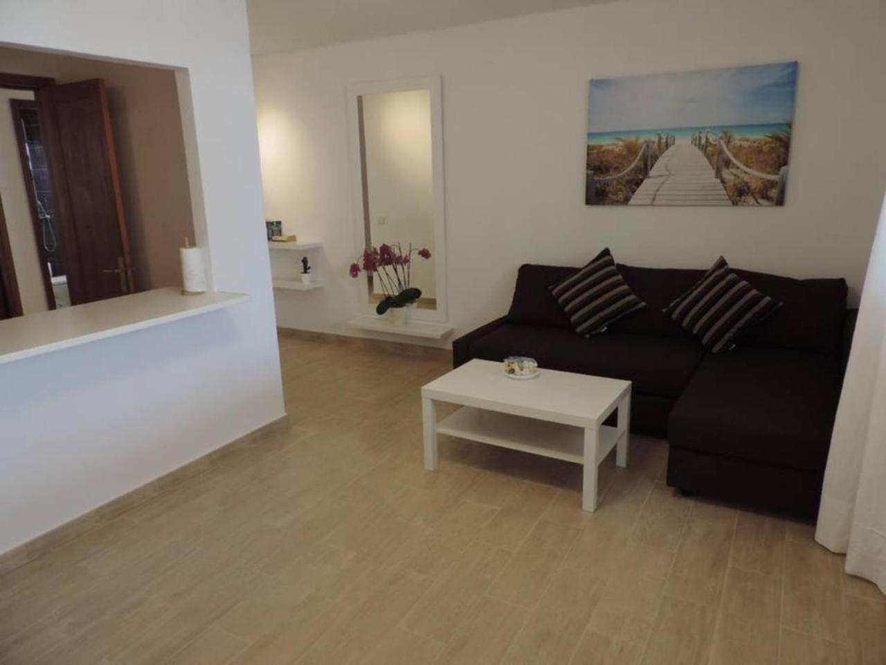 Blue Turtle Apartment, Next To The Beach Puerto del Carmen  Buitenkant foto